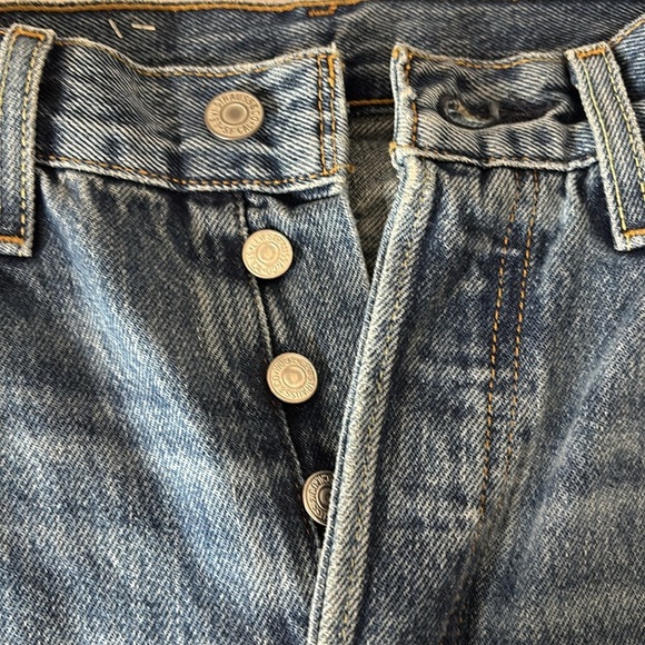 Levi’s 501 S Women 28 Premium Denim Jean Distressed Raw Hem Button Fly Cotton - Picture 7 of 13